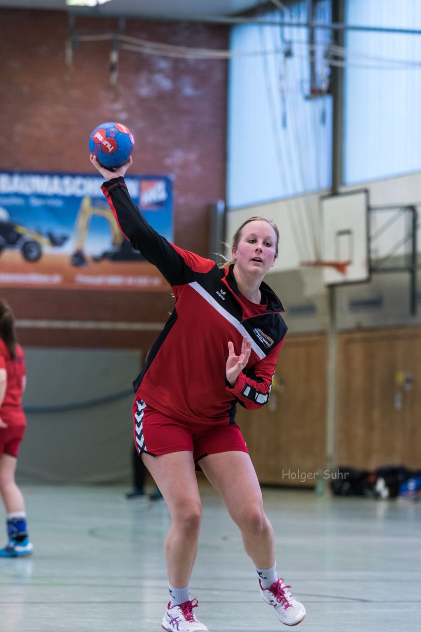 Bild 144 - Frauen Barmstedter TS - Buedelsdorfer TSV : Ergebnis: 26:12